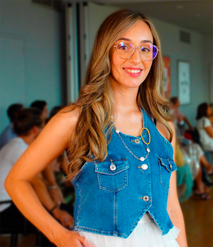 Conjunto - Colete de Ganga e Saia Branca Comprida