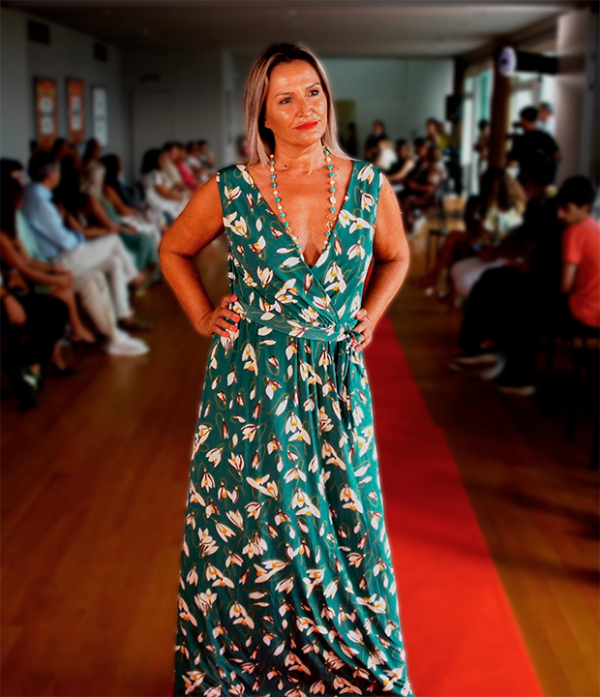 Vestido Envelope com Padrão Floral