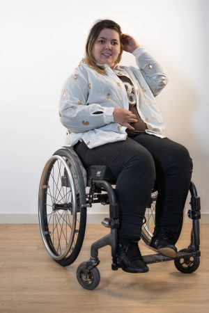 Camisa com Brilho Dourado